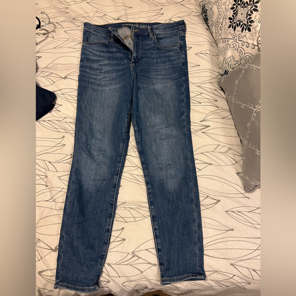 American eagle medium wash jeggings size 12